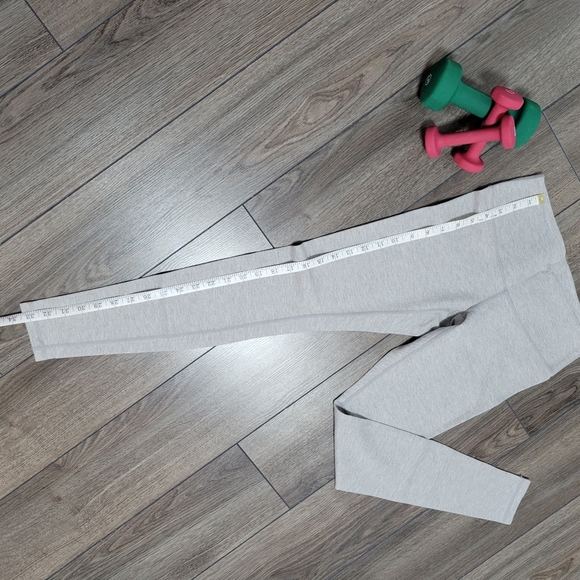 ✨️3 For $30✨️RISE Leggings Grey (M) - Picture 10 of 10